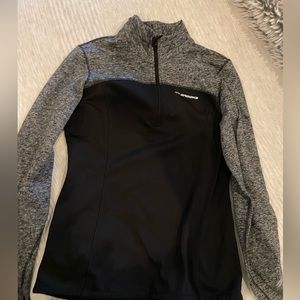 Brooks women’s medium top